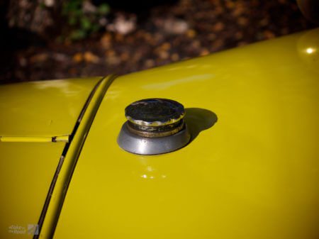 Fuel filler cap on a Citroen 5CV.