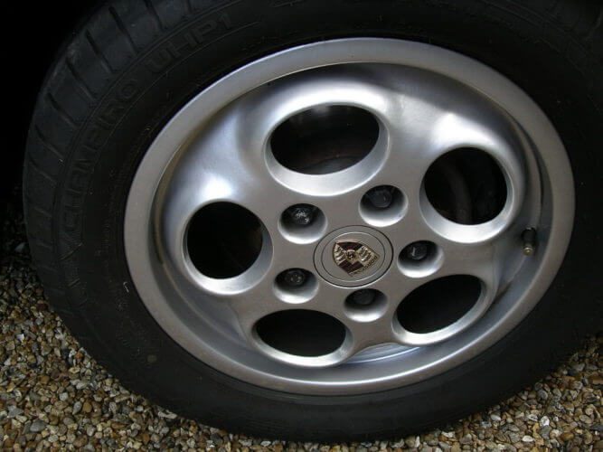 1978 Porsche 928 alloys