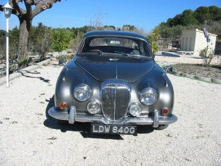 1968 Daimler V8 250