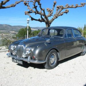 1968 Daimler V8 250