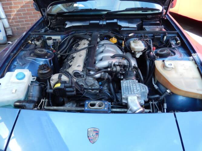 1989 Porsche 944 S2 engine bay