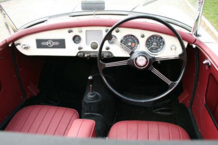 1958 MG MGA dashboard