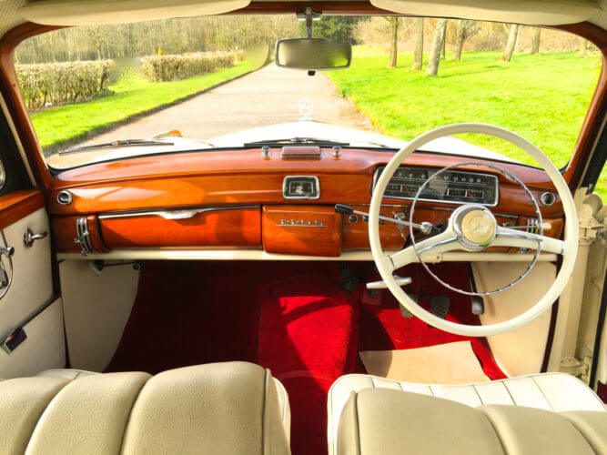 1959 Mercedes 220s Coupe interior