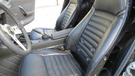 1974 Datsun 260Z seats