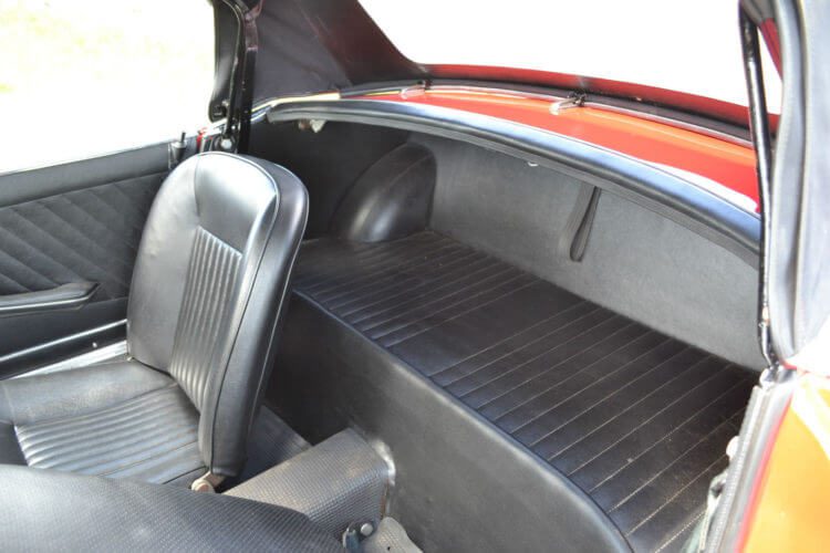 1967 Fiat 850 Spider rear storage