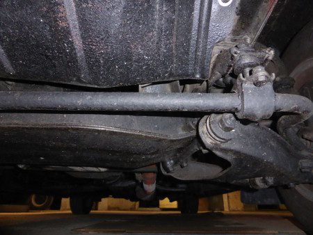 1975 Isuzu 117 Coupe underside