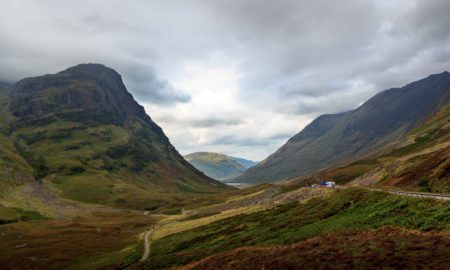 Take to the Road Top 4 UK Roads for Classic Car Drivers