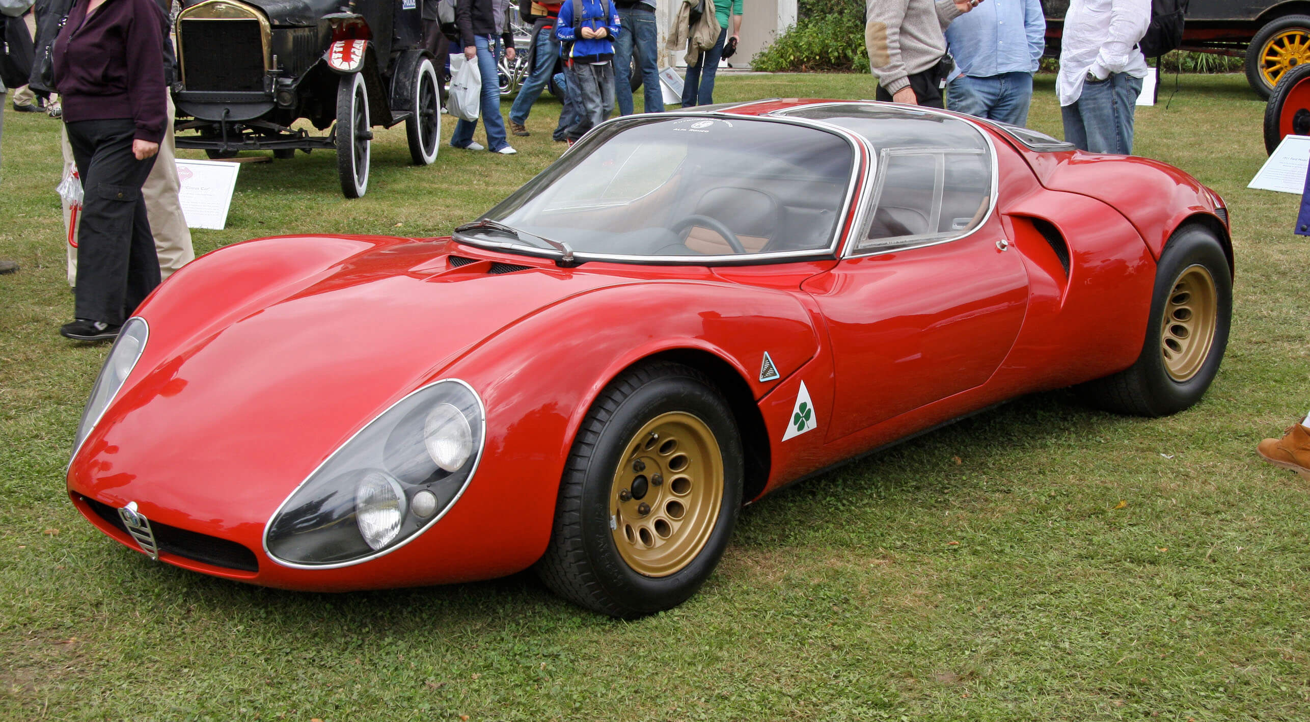 Alfa Romeo 33 Stradale Alfa Romeo Tipo 33 Stradale - More than just art on wheels