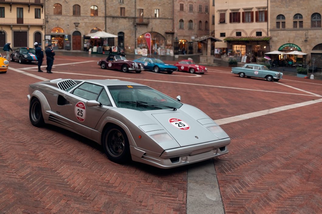 Lamborghini attends 2020 Modena Cento Ore historic tour