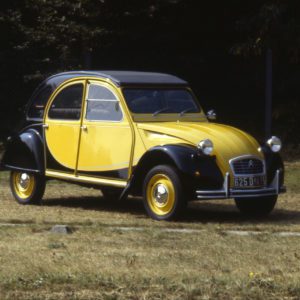 Citroën marks 40 years of the 2CV6 Charleston