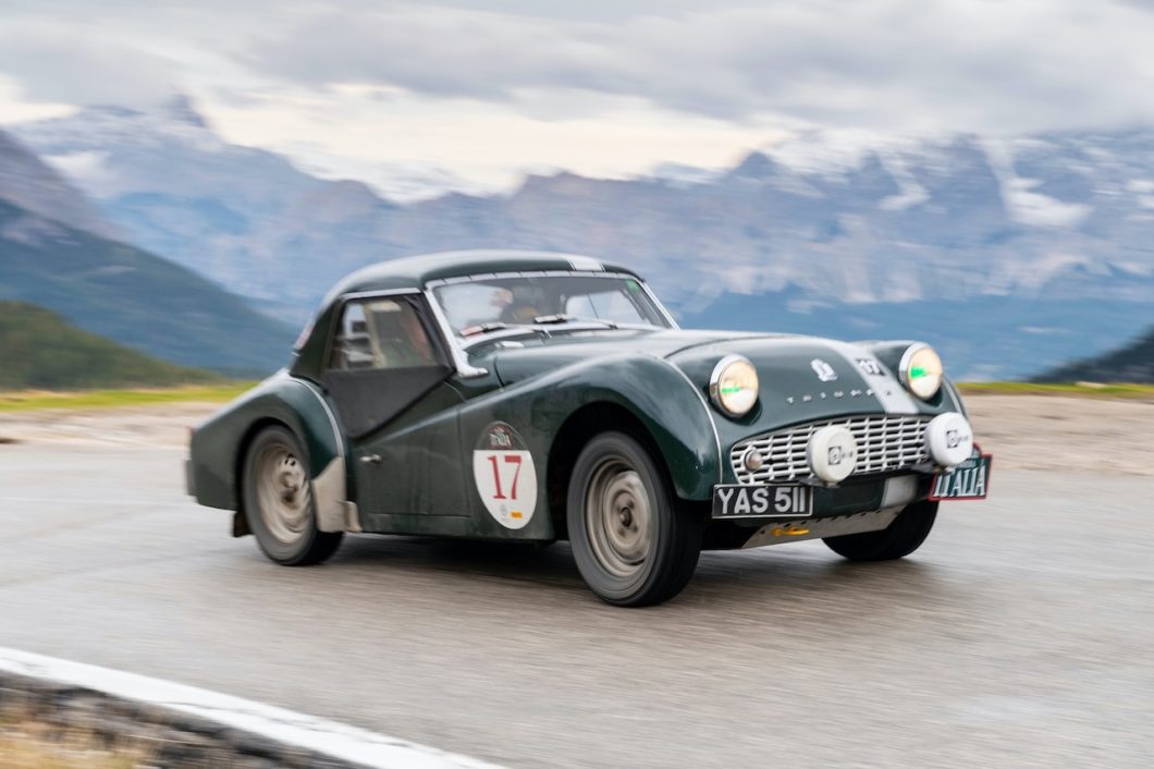 Triumph and Frazer Nash win Rally the Globes Carrera Italia