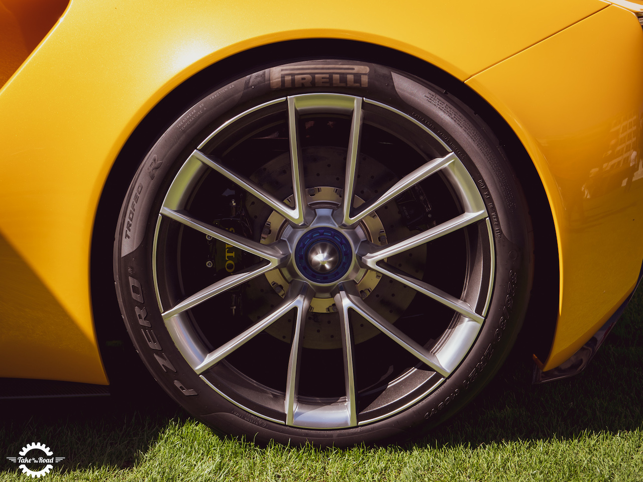Preparing Your Classic Car for Sale: A Comprehensive Valeting Checklist