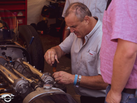 How to Become a Mechanic in the UK