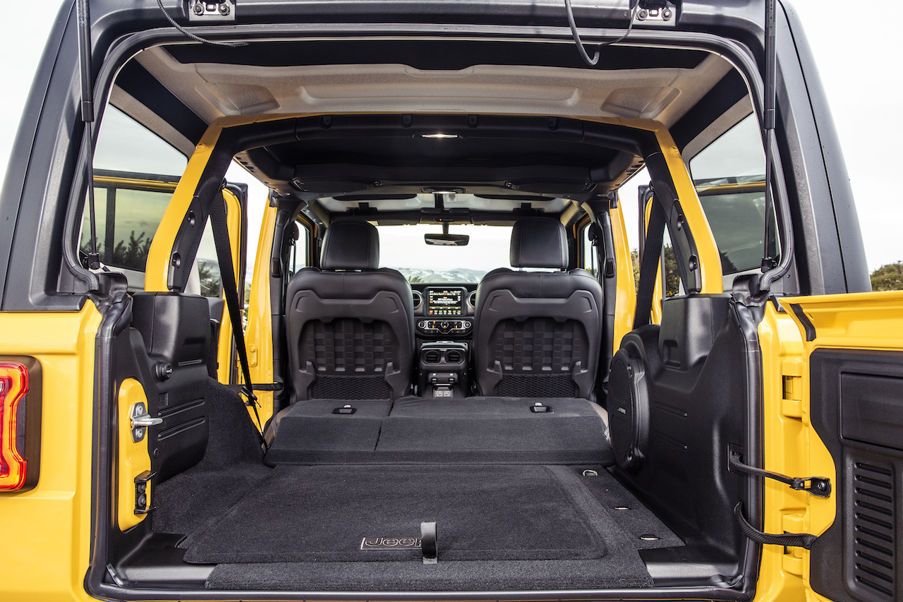 Jeep Storage Box Ideas for JL Owners Who Need More Secure Space
